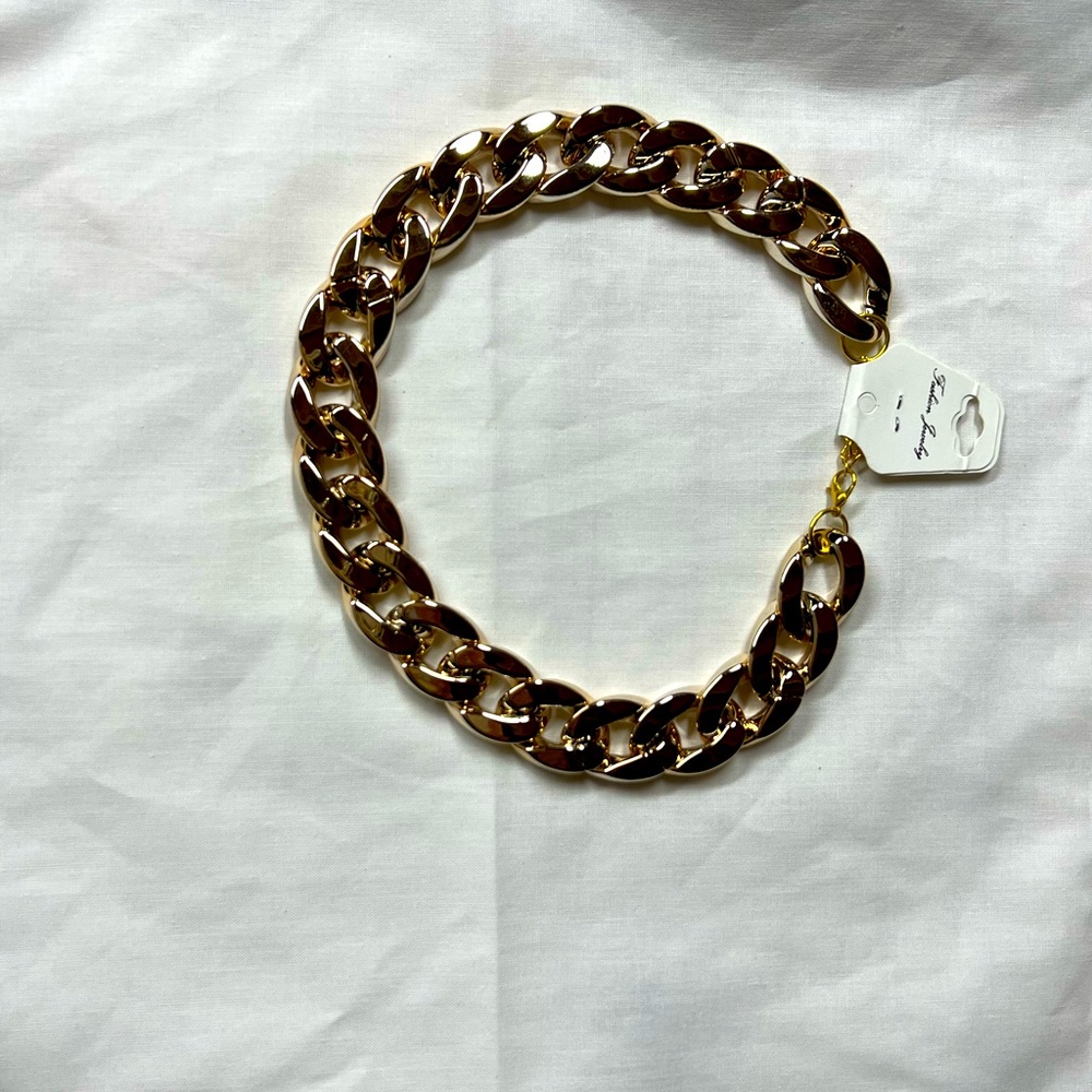 Fashion jewelry - chunky necklace pink gold imitation 15”